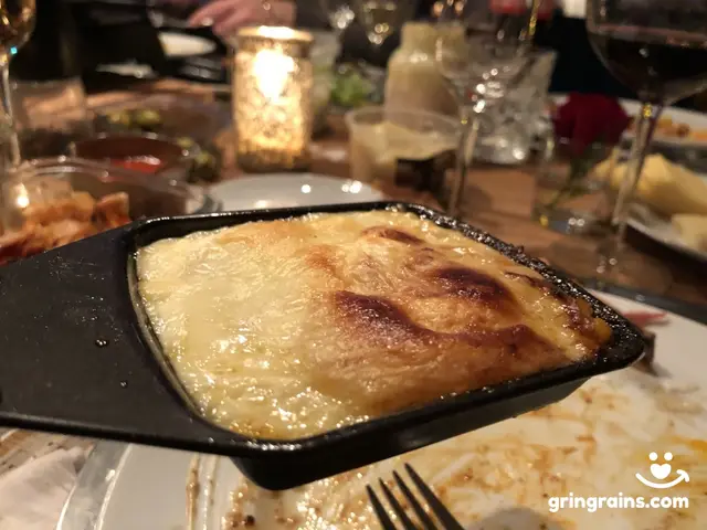 Ein überbackenes Raclette Pfännchen