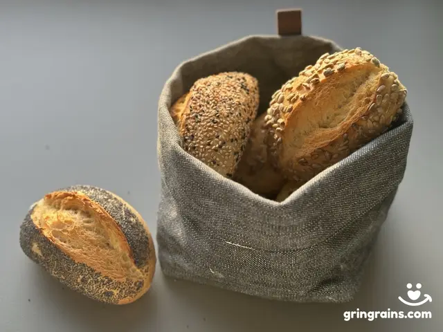 Knusprige Brötchen selber backen